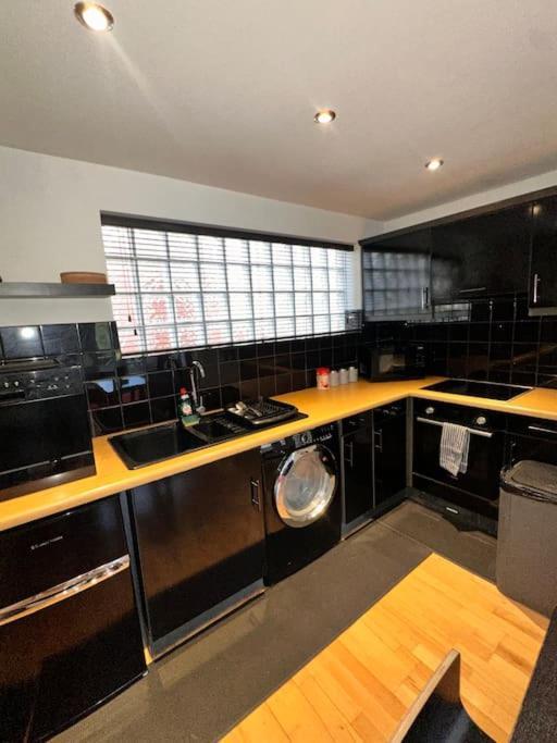 Kay Star Living Appartement Birmingham Buitenkant foto