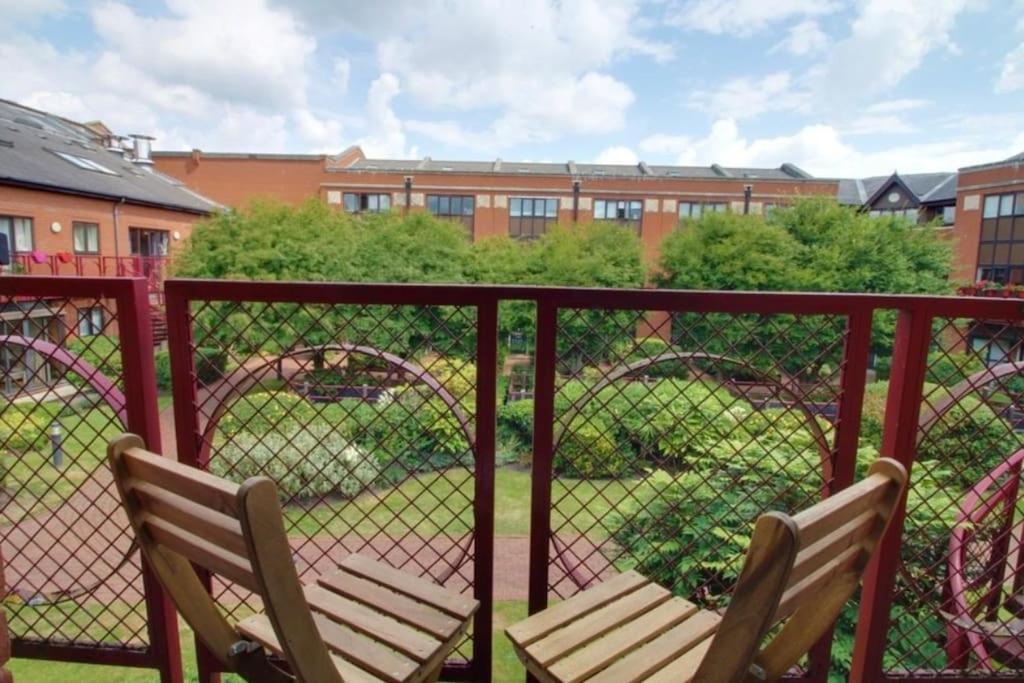 Kay Star Living Appartement Birmingham Buitenkant foto